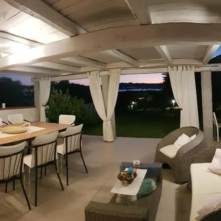 Alba Hotel 4*